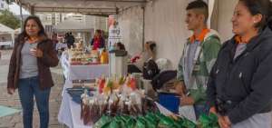 La Feria se realiza en los exteriores del Ministerio de Agricultura.