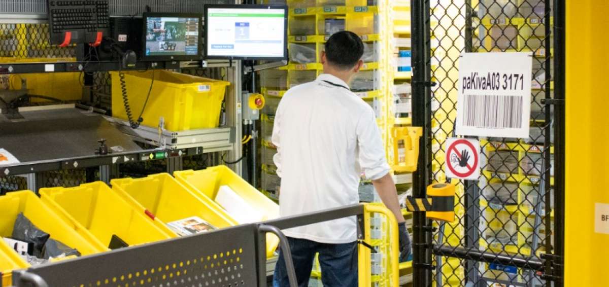 Amazon aumentar&aacute; el salario m&iacute;nimo de sus empleados en EE.UU.