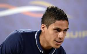 Raphael Varane cumple su tercer a&ntilde;o en el Real Madrid. Foto: Archivo