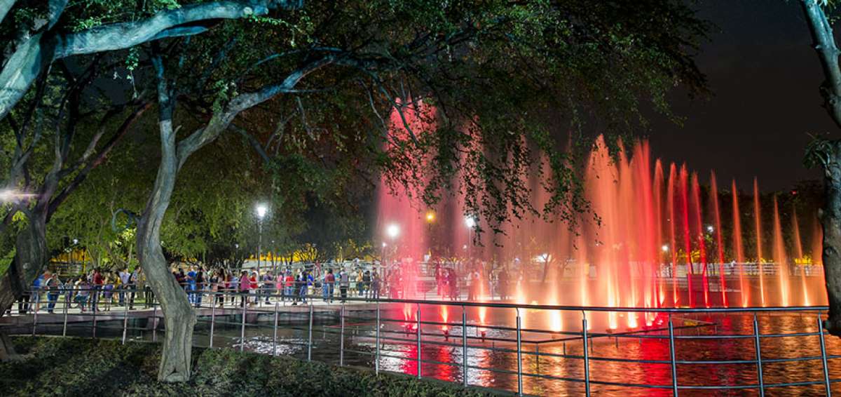 El parque contar&aacute; con un moderno sistema de proyecci&oacute;n de luces e im&aacute;genes en la fuente principal.