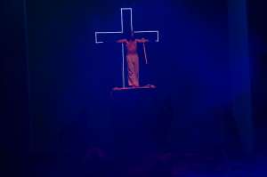 50 artistas en escena dan vida a Jesucristo Superstar