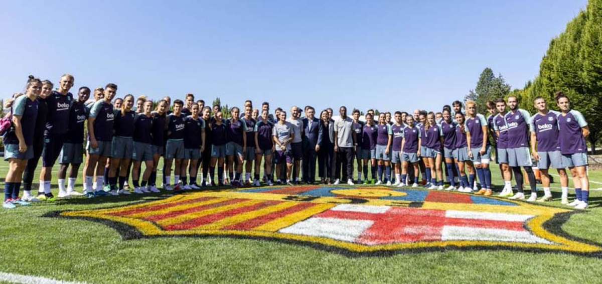 Pol&eacute;mica en la gira del Bar&ccedil;a: hombres en primera clase, mujeres en turista