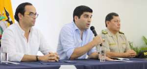 El vicepresidente de la Rep&uacute;blica, Otto Sonnenholzner, durante la rueda de prensa.