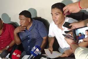 Edwin Tenorio y Jorge Guzm&aacute;n, durante la rueda de prensa que dio la AFE. Foto: Twitter de @Rmoralesverduga