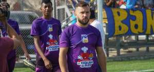 El paraguayo Iv&aacute;n Gonz&aacute;lez (al frente) se sum&oacute; desde el domingo a los entrenamientos de pretemporada del club manabita. 