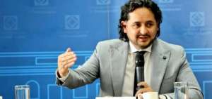 Moreno encarga el Ministerio de Telecomunicaci&oacute;n a Andr&eacute;s Michelena
