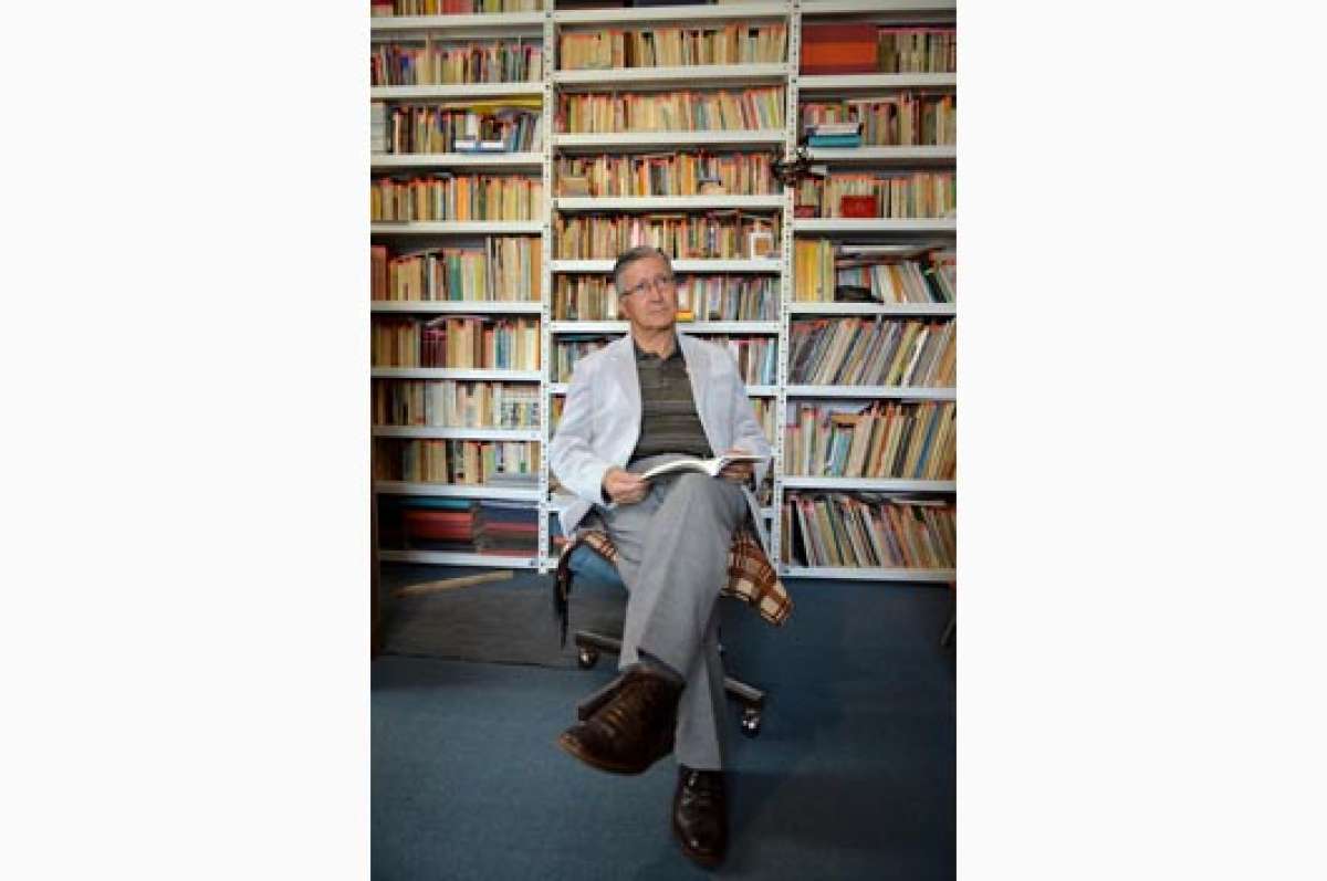 Sus padres le inculcaron la lectura para que pueda &ldquo;razonar y entender cuestiones de la vida desde la perspectiva de los grandes autores&rdquo;. Foto: Roberto Ch&aacute;vez.