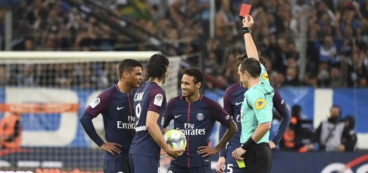 Cavani y Neymar, cara y cruz de la 'MCN' en su primer Cl&aacute;sico