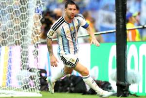 Lionel Messi abri&oacute; el camino de la sufrida victoria argentina.