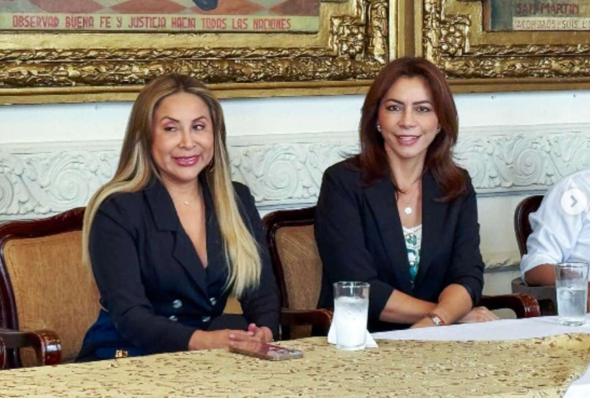 Destituyen a la alcaldesa de Jipijapa, &Aacute;ngela Pl&uacute;a