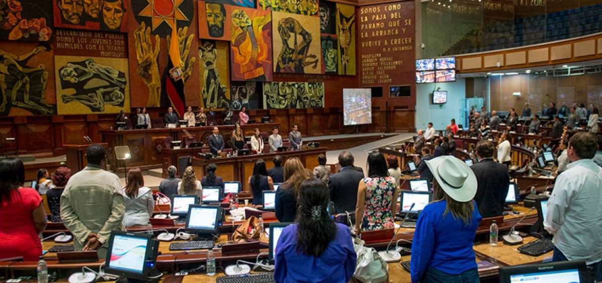 Asamblea debate proyecto de evasi&oacute;n tributaria de herencia