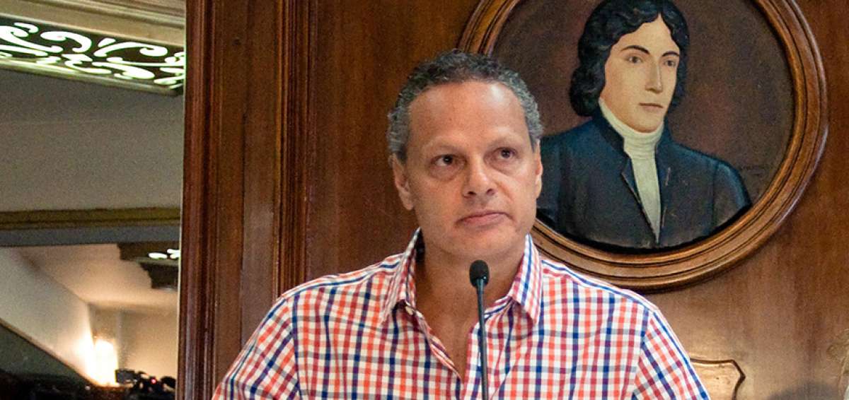 Esteban Paz, principal de la comisi&oacute;n de f&uacute;tbol de Liga de Quito.