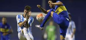 Boca y Racing empatan en una noche sin p&uacute;blico y sin luces