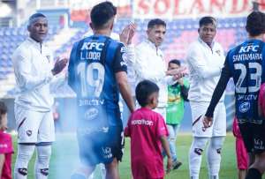 Liga de Quito hizo el pasillo al campeón Independiente