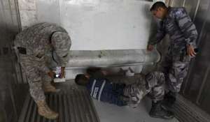 El compartimiento de refrigeraci&oacute;n de los contenedores suele ser empleado para esconder paquetes con droga. Foto: Lylibeth Coloma