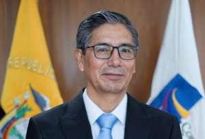 El juez Ra&uacute;l Llasag Fern&aacute;ndez renunci&oacute; a su cargo.
