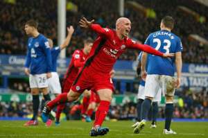 Esteban Cambiasso anuncia que no continuar&aacute; en el Leicester