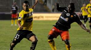 Barcelona empata 0-0 ante Aucas que se defendi&oacute; con orden