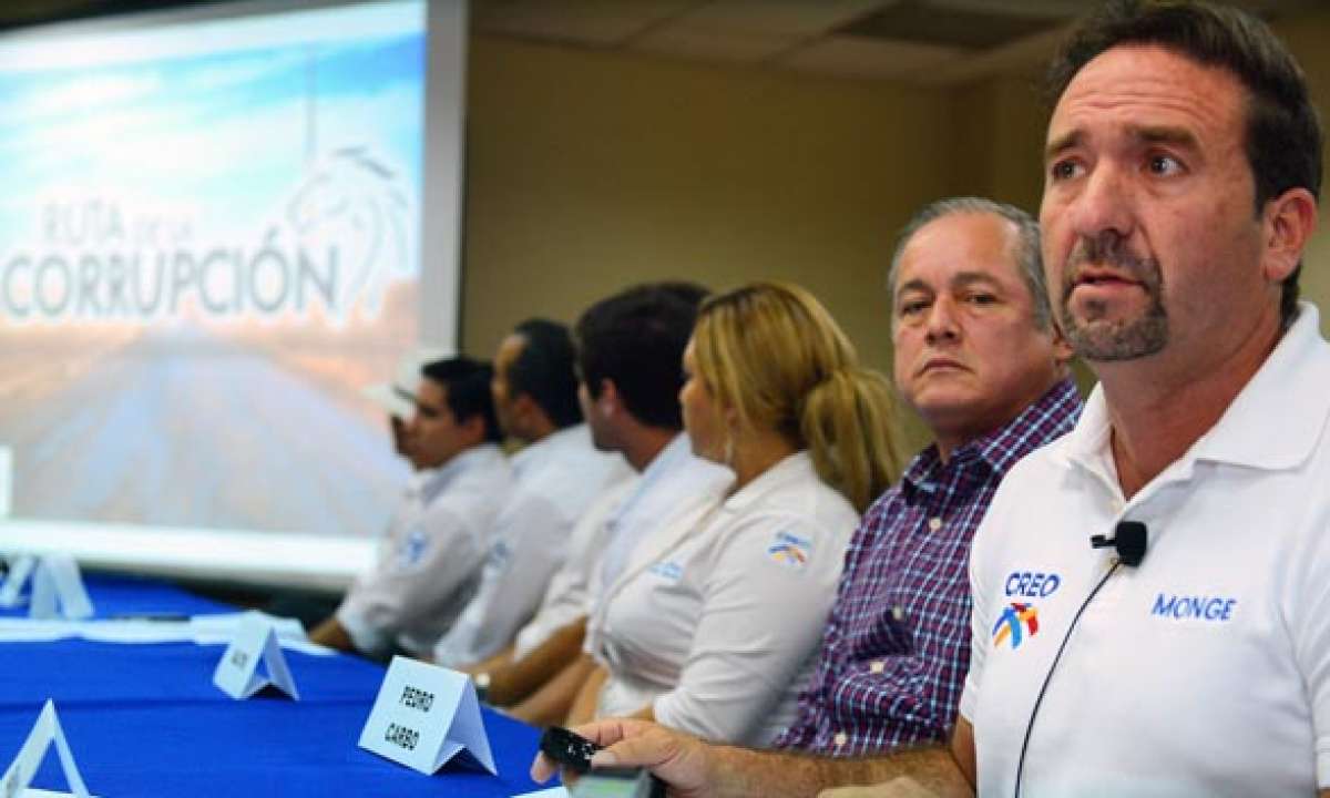 A poco de iniciar la campa&ntilde;a electoral, el candidato de CREO a la Prefectura de Guayas, C&eacute;sar Monge, lanz&oacute; acusaciones contra Jairala. Foto: Miguel Castro