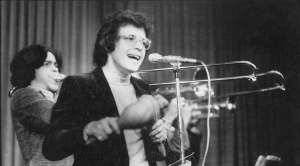 Hoy se recuerda 22 a&ntilde;os de la muerte del salsero H&eacute;ctor Lavoe (VIDEOS)