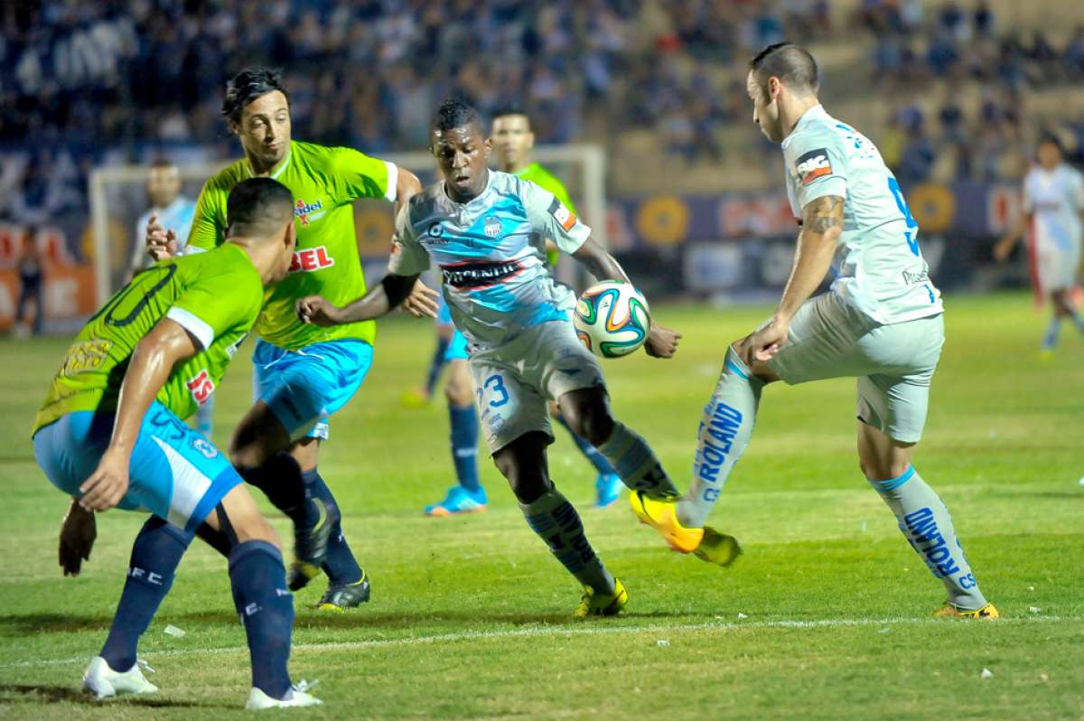 Emelec qued&oacute; octavo en la tabla de posiciones de la segunda etapa con 13 puntos.