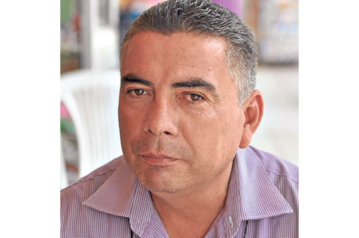 Reporteros quieren una frecuencia
