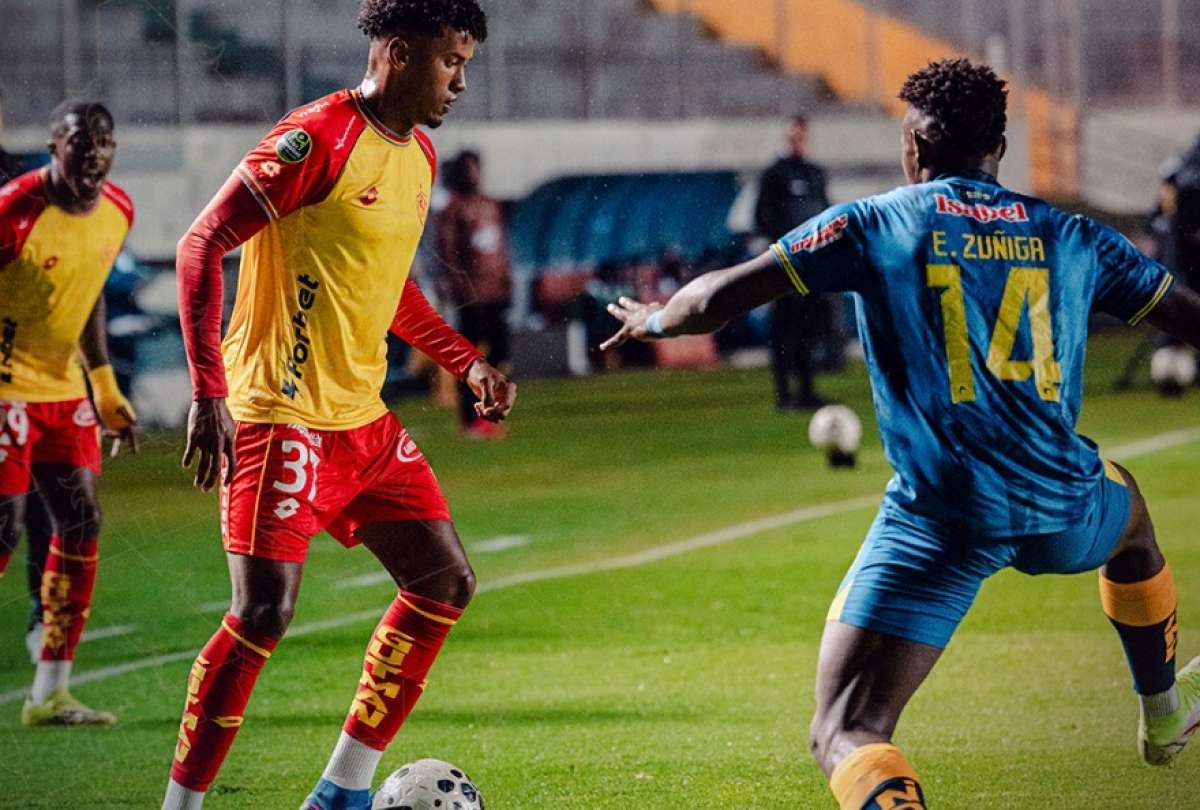 Aucas derrot&oacute; a Delf&iacute;n en el cierre de la fecha 11.