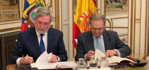 Andr&eacute;s Ter&aacute;n, viceministro de Relaciones Exteriores de Ecuador, y Juan Pablo de Laiglesia, secretario de Estado de Cooperaci&oacute;n Internacional, para Iberoam&eacute;rica y el Caribe de Espa&ntilde;a.