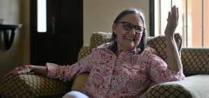 Susana Jensen, estadounidense con m&aacute;s de cuatro d&eacute;cadas de residencia en Ecuador, cuenta su experiencia como mam&aacute; de Angie May (32 a&ntilde;os) y Danny (29), sus dos hijos adoptivos nacidos en el pa&iacute;s. 