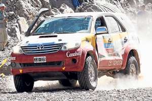 Sebasti&aacute;n Guayasam&iacute;n y &Oacute;scar Carre&ntilde;o participaron en el Dakar 2014, que se desarroll&oacute; en Argentina, Bolivia y Chile entre el 5 y el 18 de enero. Foto: Archivo / El Tel&eacute;grafo.