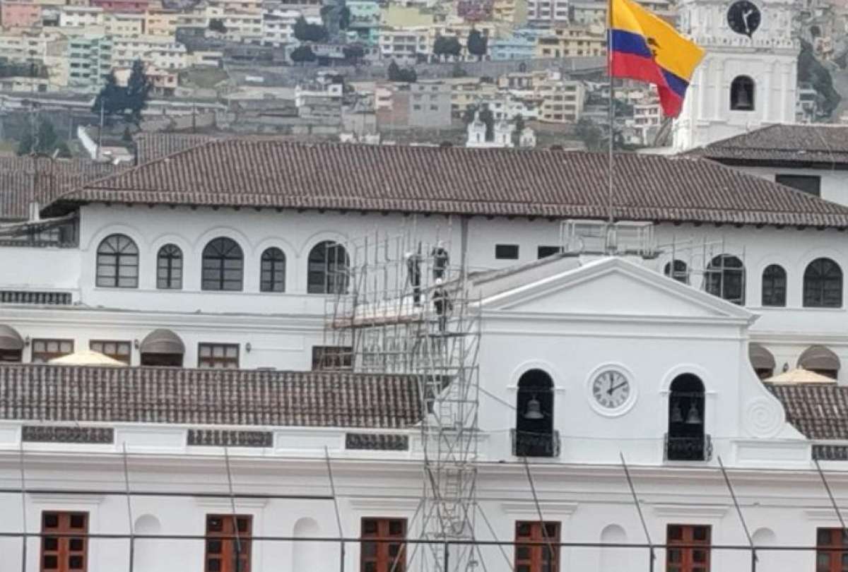 Instituto de Patrimonio realiza mantenimiento al Palacio de Carondelet