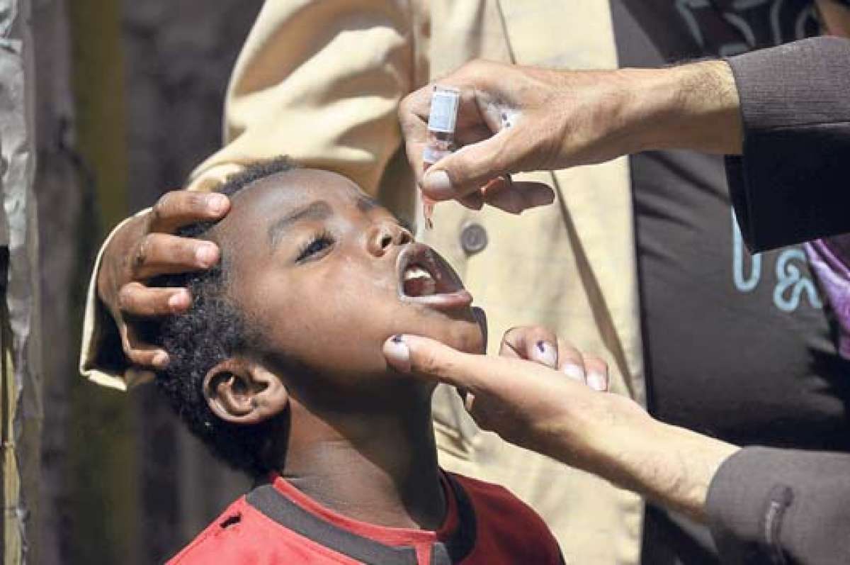 La vacuna de la polio se administra v&iacute;a oral en los primeros a&ntilde;os de vida de los ni&ntilde;os. Foto: EFE