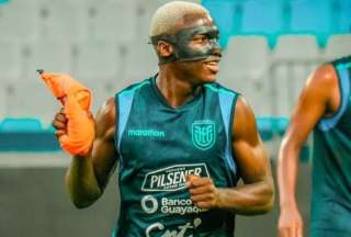 Moisés Caicedo es el 'caballero de la noche' de la Tricolor