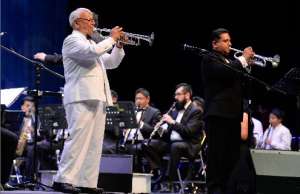 Edgar Palacios, el trompetista que cumpli&oacute; 6 d&eacute;cadas en la m&uacute;sica