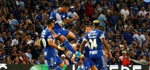Emelec festeja su 'Explosi&oacute;n Azul' con victoria sobre Liga de Portoviejo