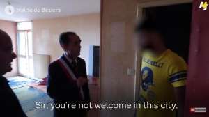 Fundador de Reporteros Sin Fronteras desaloja puerta a puerta a migrantes en Francia