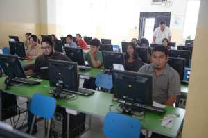 En 10 ciudades de Ecuador se tom&oacute; el Examen de Ingreso al Posgrado
