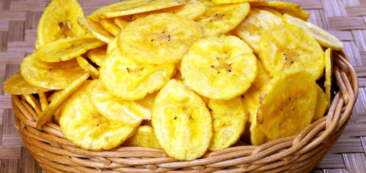 Chifles ecuatorianos se promocionan en Jap&oacute;n como un snack saludable