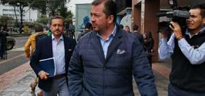 El asamble&iacute;sta independiente Fabricio Villamar present&oacute; en la Fiscal&iacute;a una denuncia contra Yofre Poma.