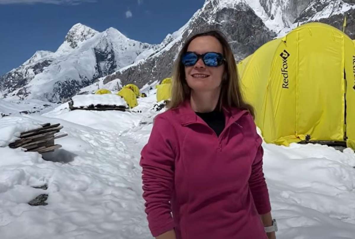 Una alpinista rusa lleva desaparecida desde hace 14 días en medio de la cordillera del Tien Shan. Tiene una pierna rota.