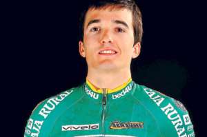Pello Bilbao super&oacute; al favorito de la prueba, Alejandro Valverde, en el giro de Amorebieta. Foto: Internet.