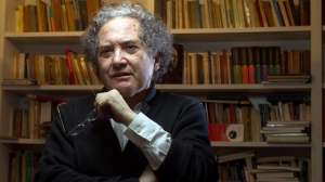La entrega del premio coincidir&aacute; con la publicaci&oacute;n de su &uacute;ltima novela &ldquo;Los diarios de Emilio Renzi&rdquo;. Foto internet