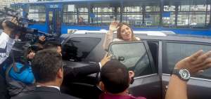 La exvicepresidenta es investigada por el presunto delito de concusi&oacute;n.