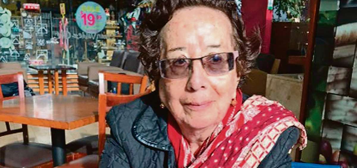 Raquel Rodas fue escritora e historiadora cuencana. Perteneci&oacute; a la Academia Nacional de Historia; ah&iacute; present&oacute; el discuro &ldquo;Decir el mundo en femenino&rdquo;.