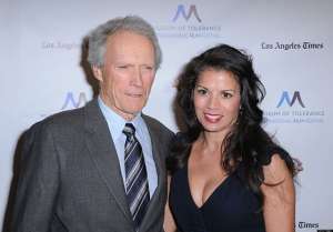 Clint Eastwood se divorcia tras 18 a&ntilde;os de matrimonio