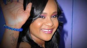 Bobbi Kristina, hija de Whitney Houston fallece tras meses en coma
