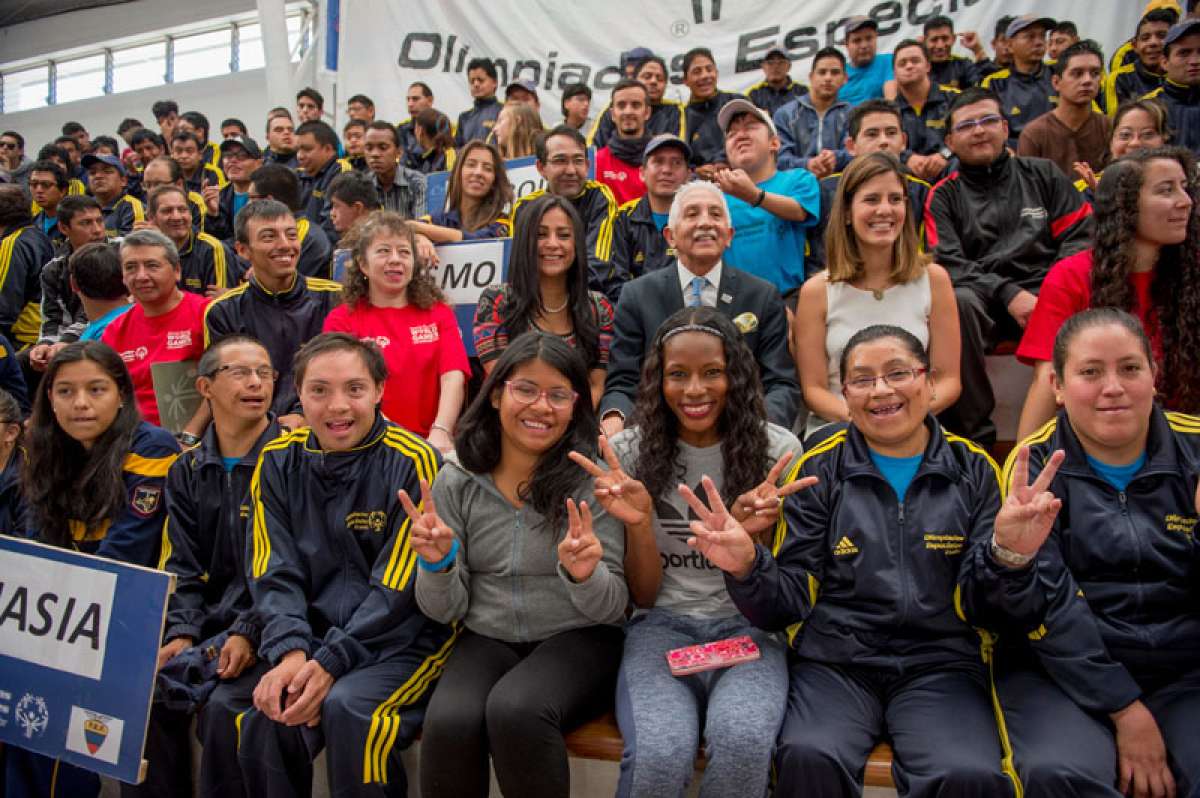 La atleta &Aacute;ngela Tenorio fue designada como embajadora &lsquo;especial&rsquo;. Foto: Fernando Sandoval / El Tel&eacute;grafo