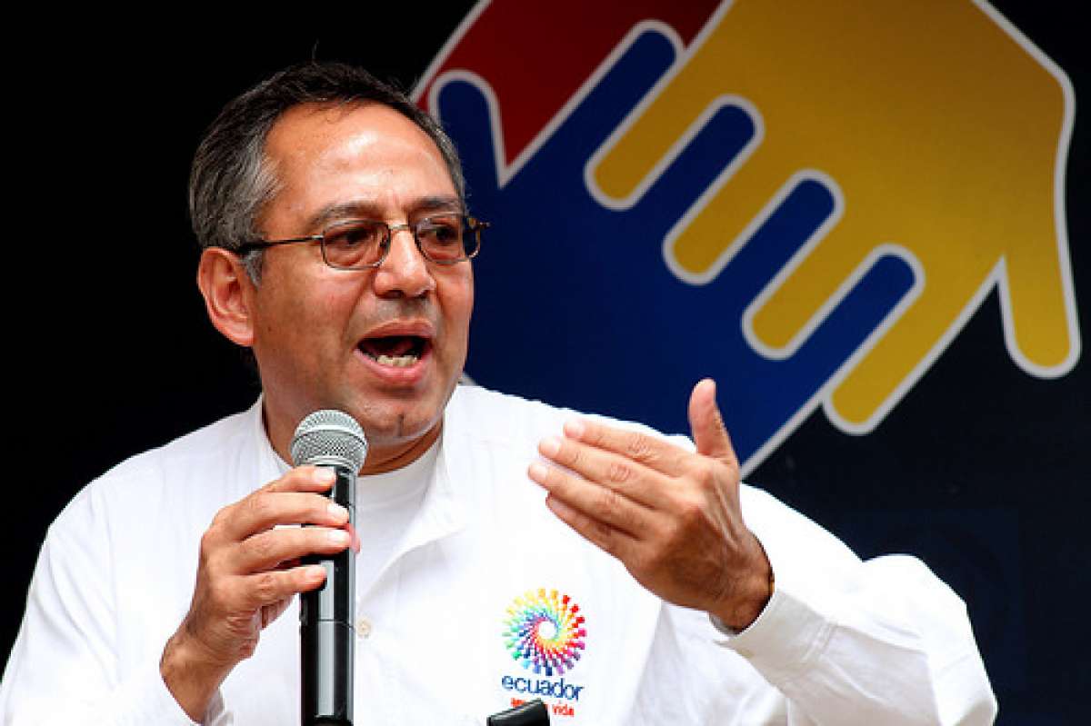 Ministro de Eduaci&oacute;n, Augusto Espinosa, durante el enlace #372, desarrollado en Machala. FOTO: Presidencia Flickr