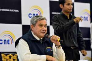 Domingo Paredes, presidente del CNE.
