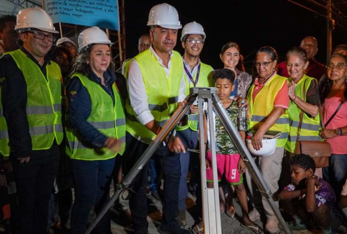 Autoridades nacionales y locales participaron en la firma de convenios y el inicio de obras en varias provincias del país.